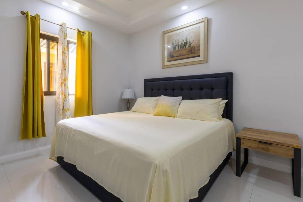 Sun Shine Luxury Villas 2 Bedroom Pool & Gym Ocho Rios St Ann Exterior foto